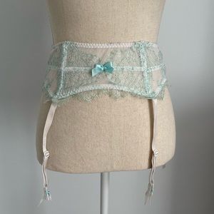 Victorias Secret Very Sexy white/mint garter belt XS
